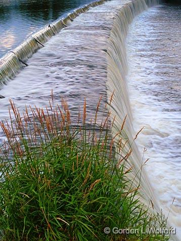 Edmunds Dam_P1010085.jpg - Rideau Canal Waterway photographed near Smiths Falls, Ontario, Canada.